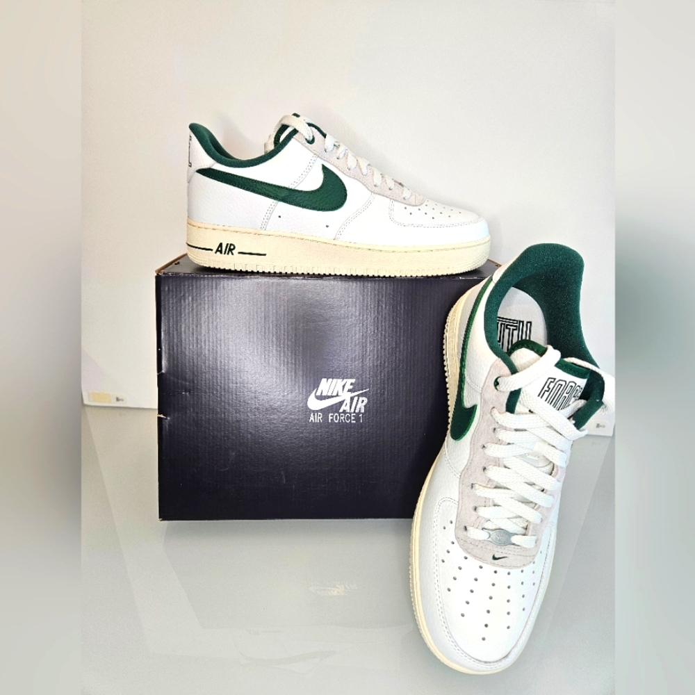 NIB Nike Air Force 1 '07 LX